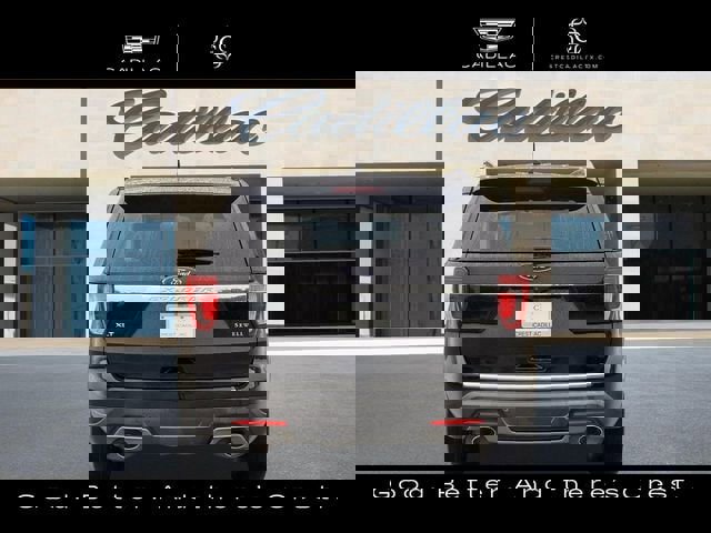 Used 2018 Ford Explorer XLT w/ Equipment Group 202A FWD image 4