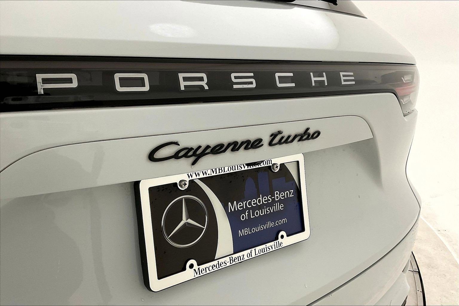 Used 2022 Porsche Cayenne Turbo AWD/4WD image 23