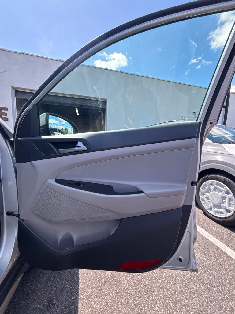 Used 2017 Hyundai Tucson Sport FWD image 23