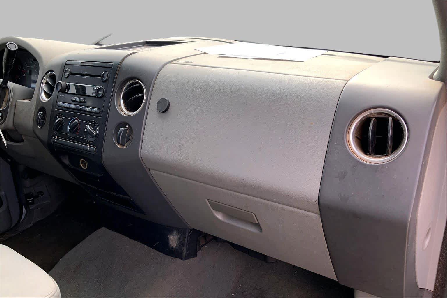 Used 2007 Ford F150 XLT AWD/4WD image 17