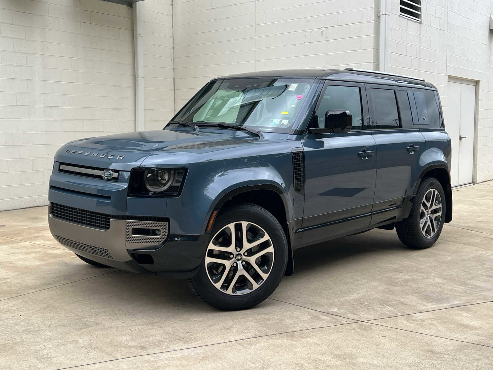Certified 2024 Land Rover Defender 110 X-Dynamic SE