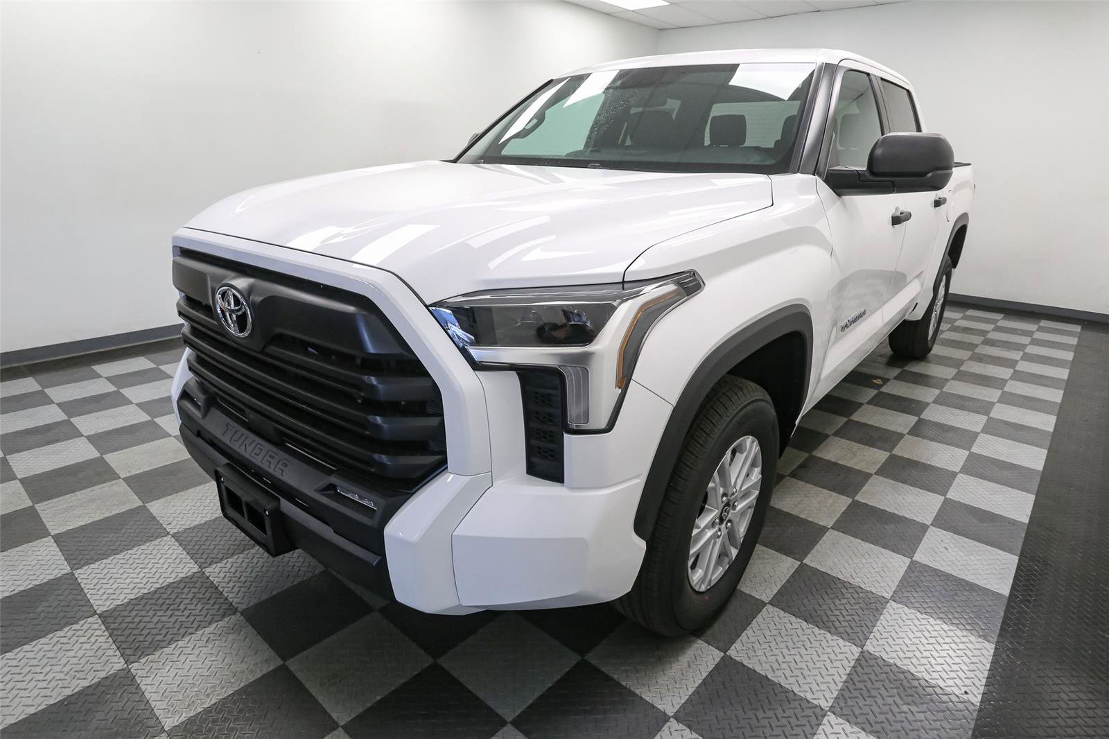 New 2026 Toyota Tundra SR5 image 4