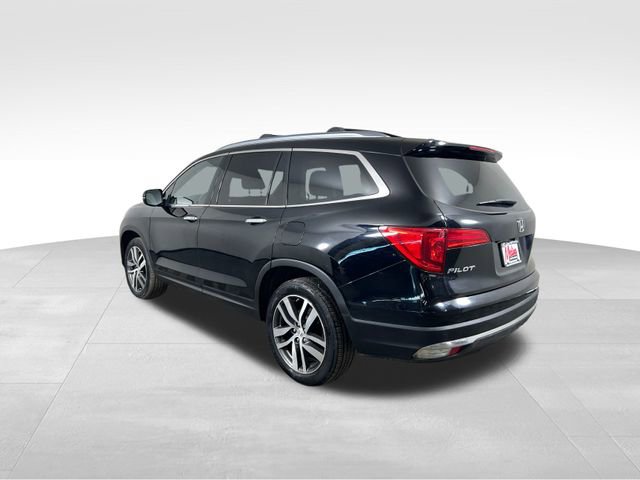 Used 2017 Honda Pilot Elite image 4