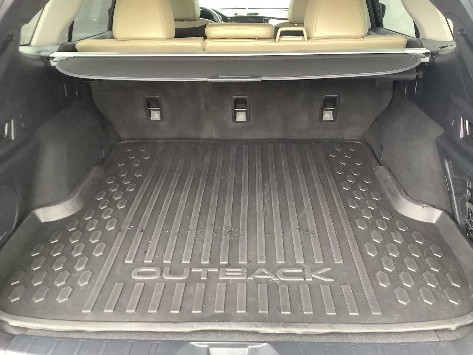 Used 2025 Subaru Outback Limited image 14