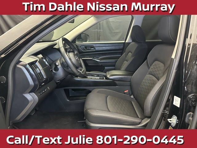 Used 2024 Nissan Pathfinder SV AWD/4WD image 21