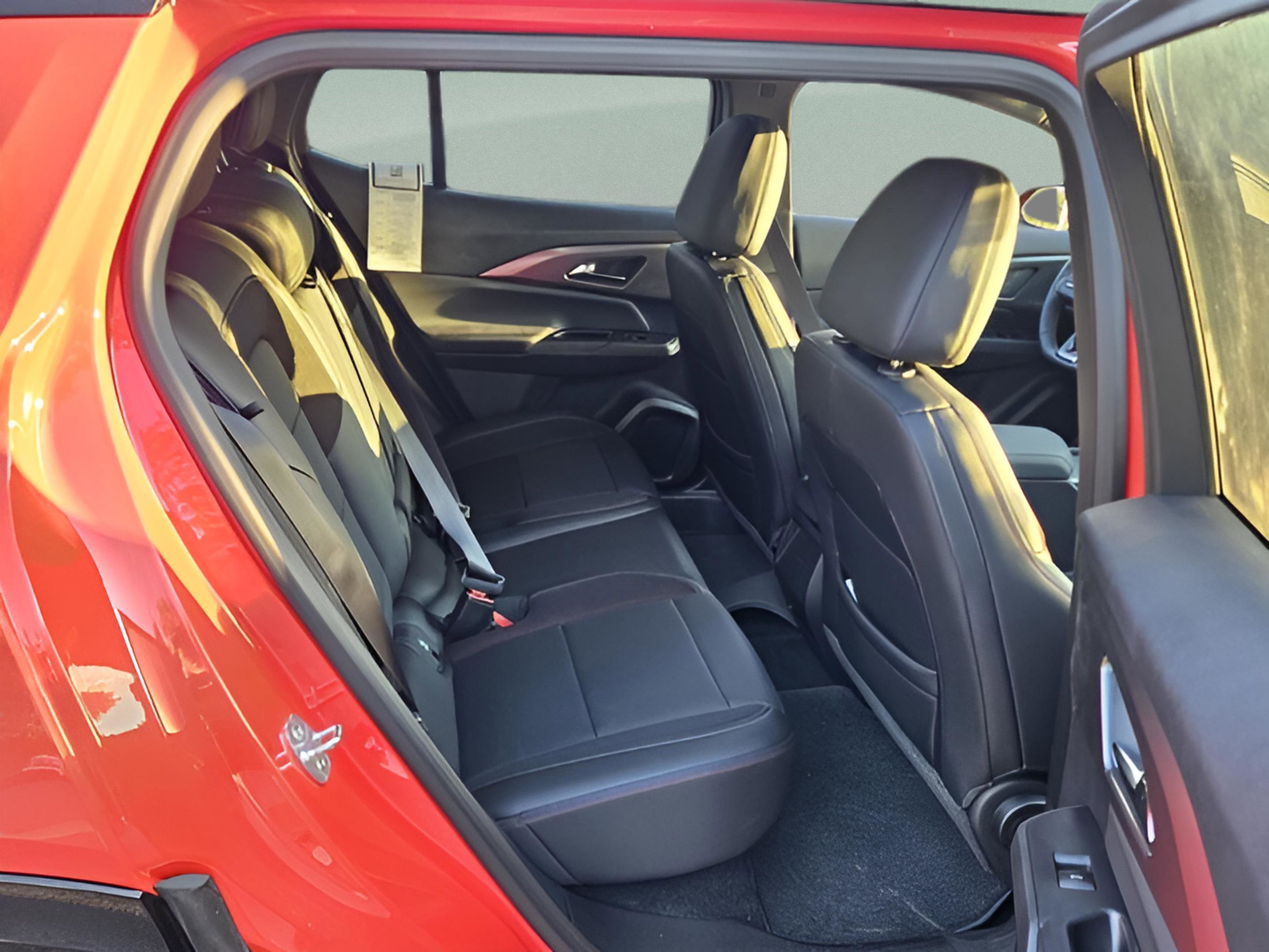 New 2025 Chevrolet Equinox EV RS image 17