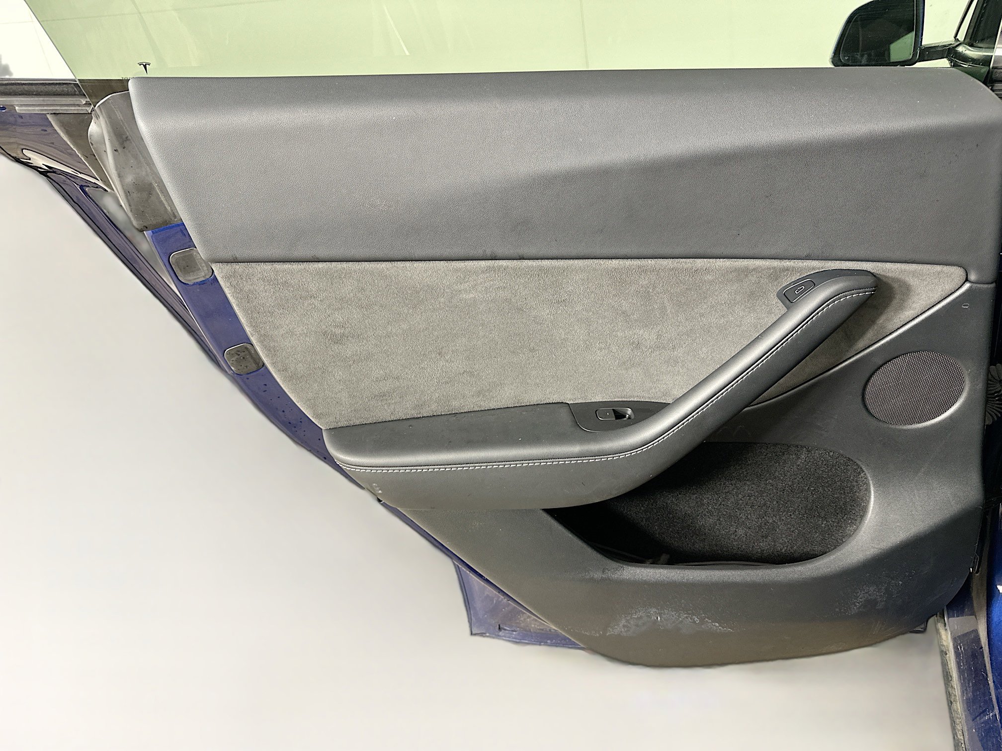 Used 2023 Tesla Model Y Long Range AWD/4WD image 26