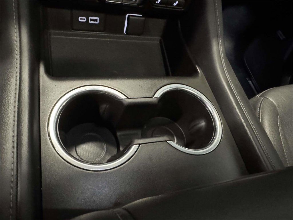 Used 2022 Chevrolet Tahoe LT w/ LT Signature Plus Package image 27