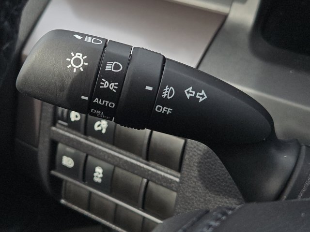 Certified 2026 Toyota Tacoma TRD Off-Road AWD/4WD image 30