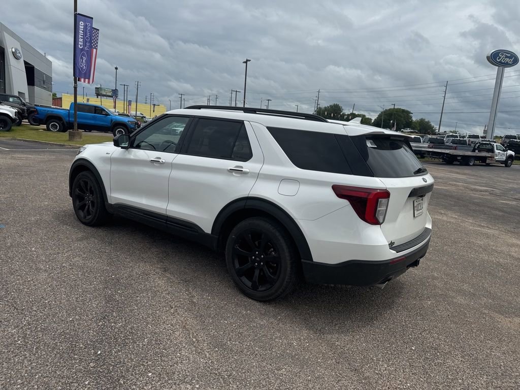 Used 2023 Ford Explorer ST-Line w/ Class IV Trailer Tow Package RWD image 10
