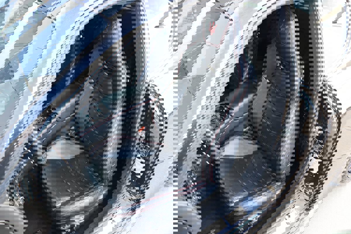 Used 2018 Maserati GranTurismo Sport image 34