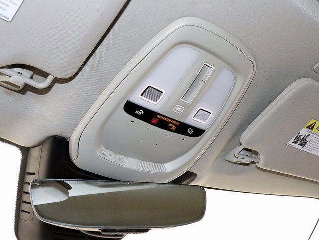 Used 2024 Volvo XC90 B5 Plus image 24