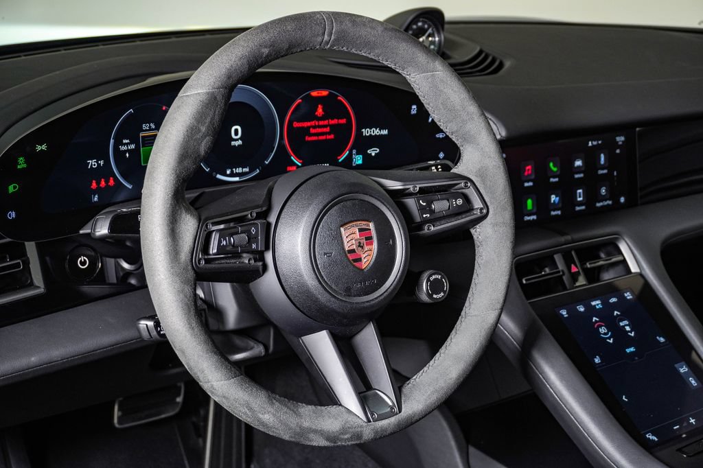 Certified 2025 Porsche Taycan AWD/4WD image 18