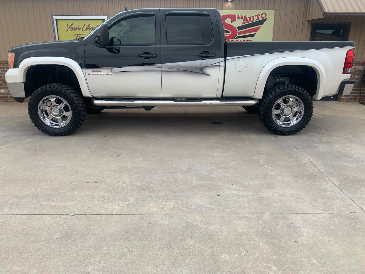 Used 2008 GMC Sierra 2500 SLT w/ Z71 Off-Road Package AWD/4WD image 5