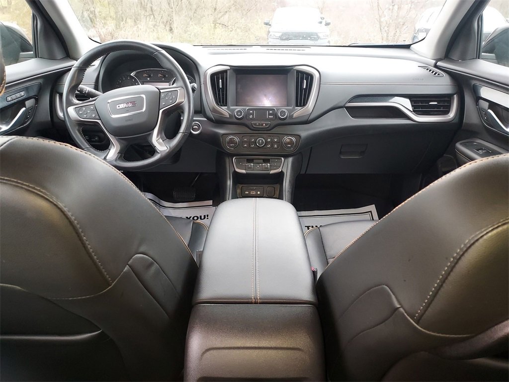 Used 2022 GMC Terrain AT4 w/ Tech Package image 10