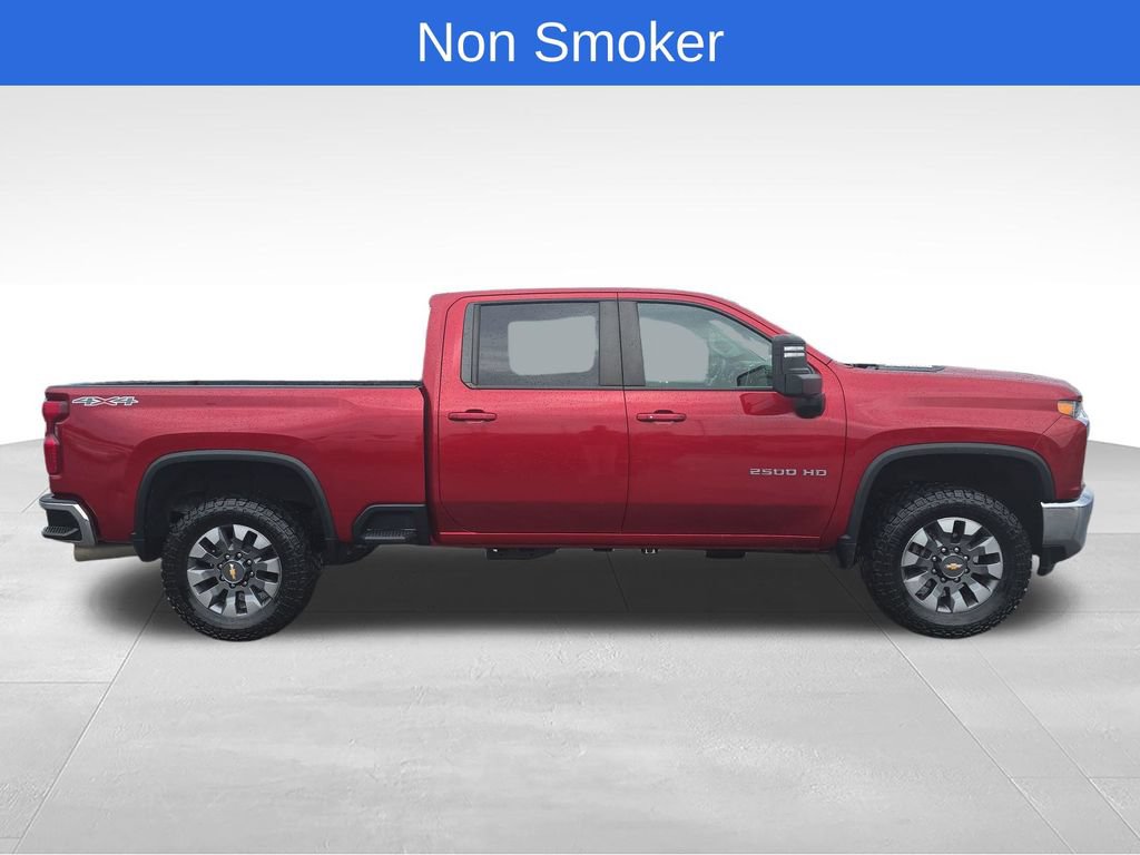 Used 2022 Chevrolet Silverado 2500 LT w/ Convenience Package AWD/4WD image 7