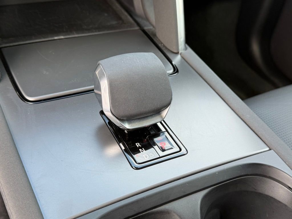 Used 2024 Land Rover Discovery Sport S image 19