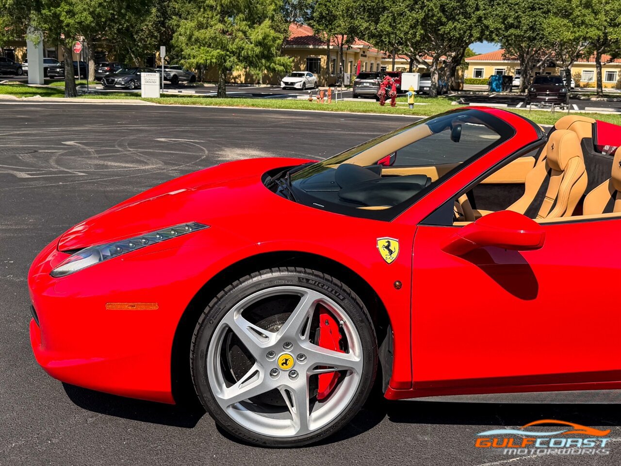 Used 2014 Ferrari 458 Spider RWD image 41