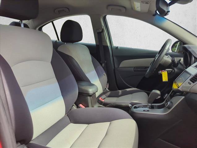 Used 2014 Chevrolet Cruze LS FWD image 23