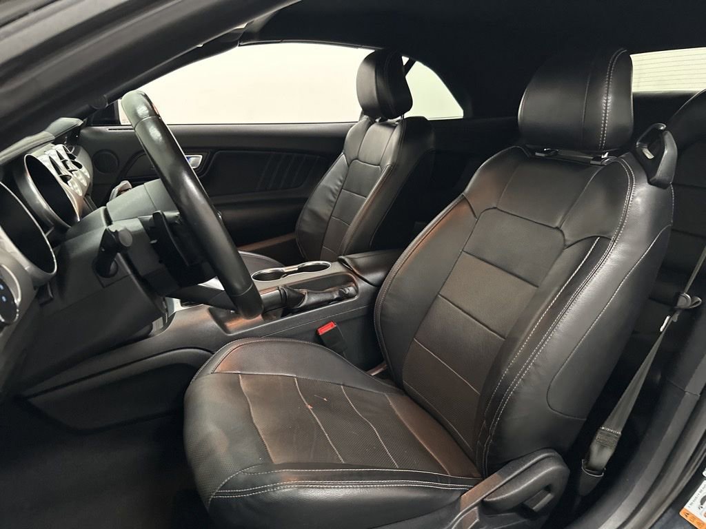 Used 2020 Ford Mustang GT Premium RWD image 22
