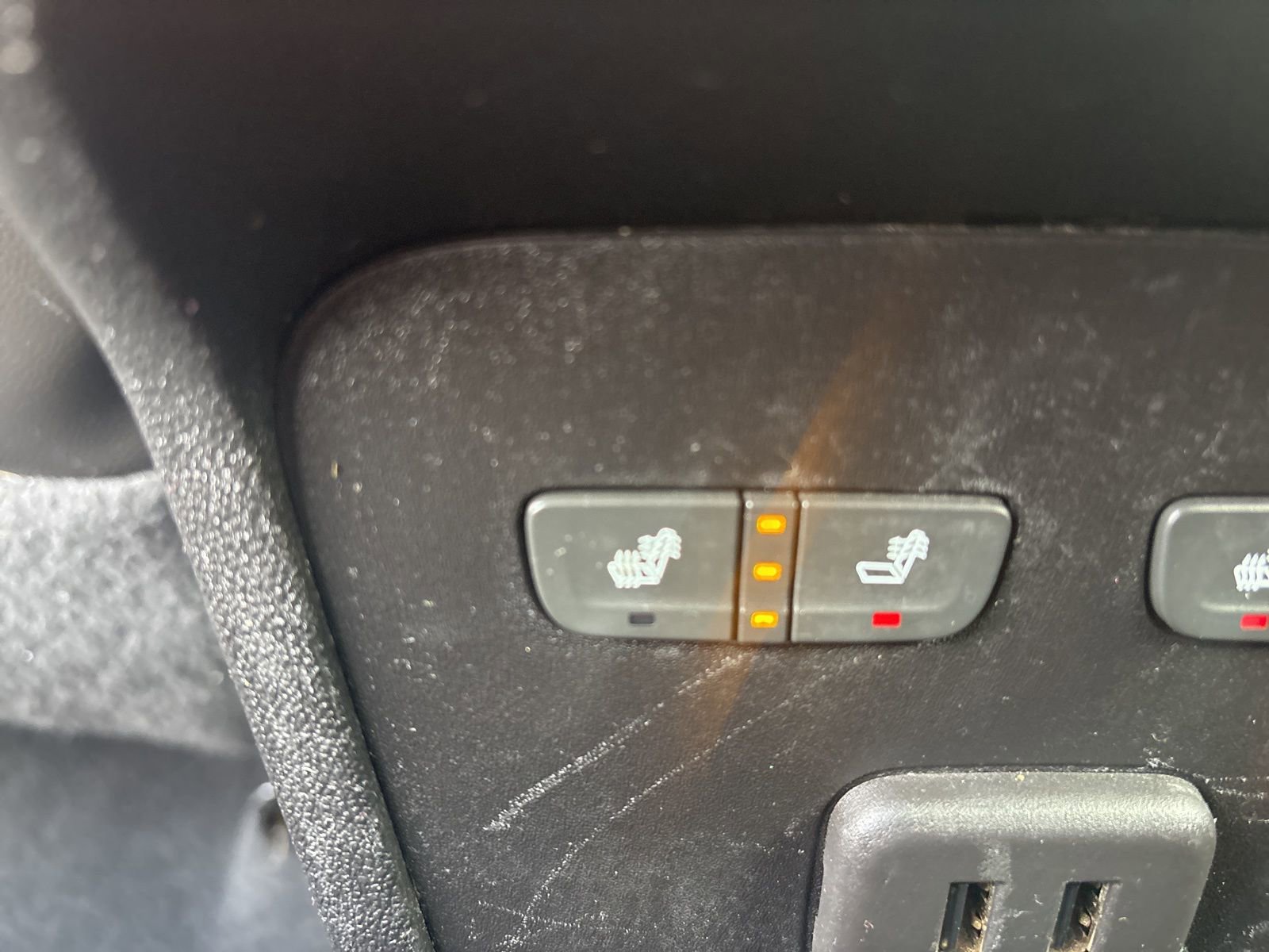 Used 2019 Chevrolet Equinox Premier FWD image 15