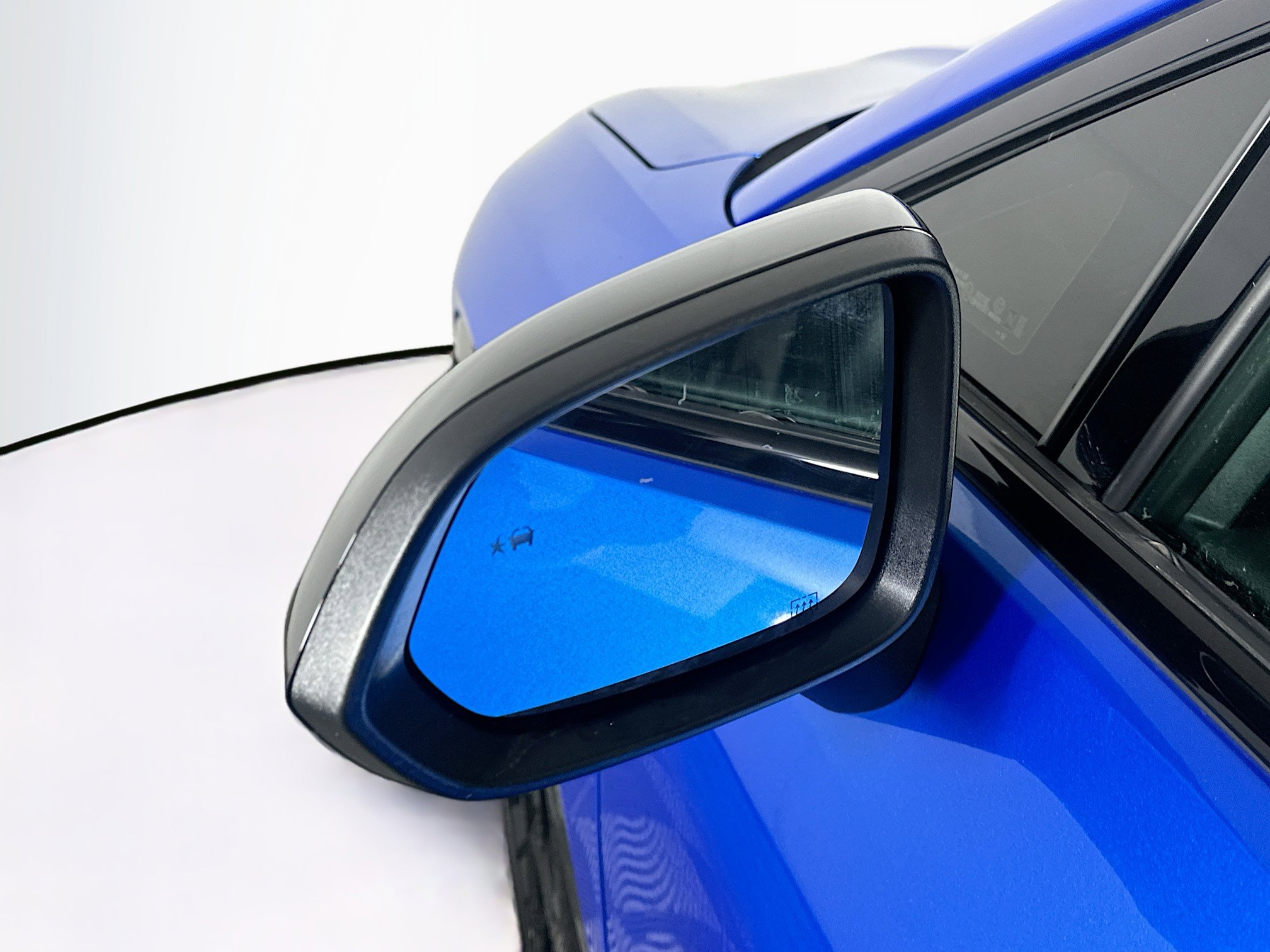 Used 2024 Chevrolet Equinox EV RS FWD image 15