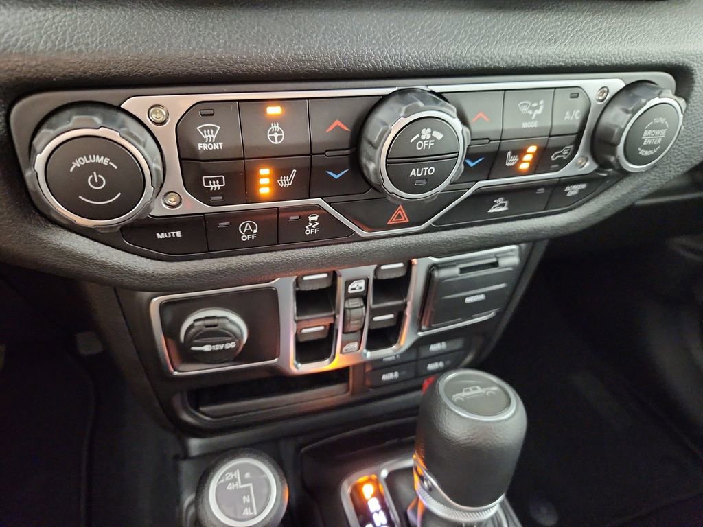 New 2025 Jeep Gladiator Sport AWD/4WD image 14