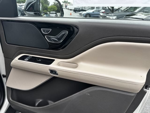 Certified 2023 Lincoln Aviator AWD w/ Premium Package image 36