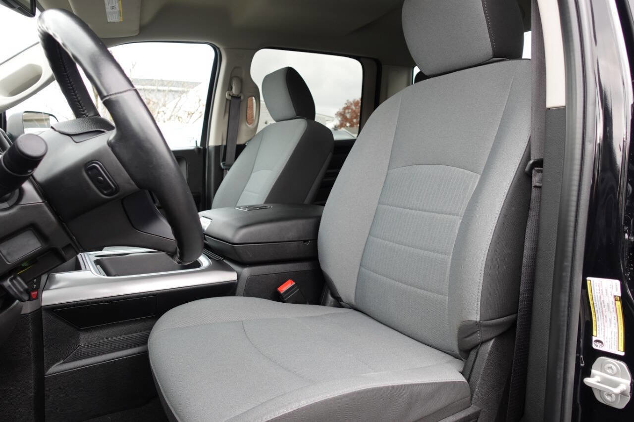 Used 2023 RAM 1500 Express w/ Wheel & Sound Group image 15