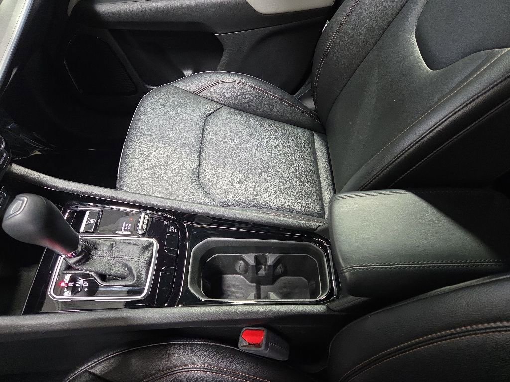 Used 2024 Jeep Compass Limited AWD/4WD image 25