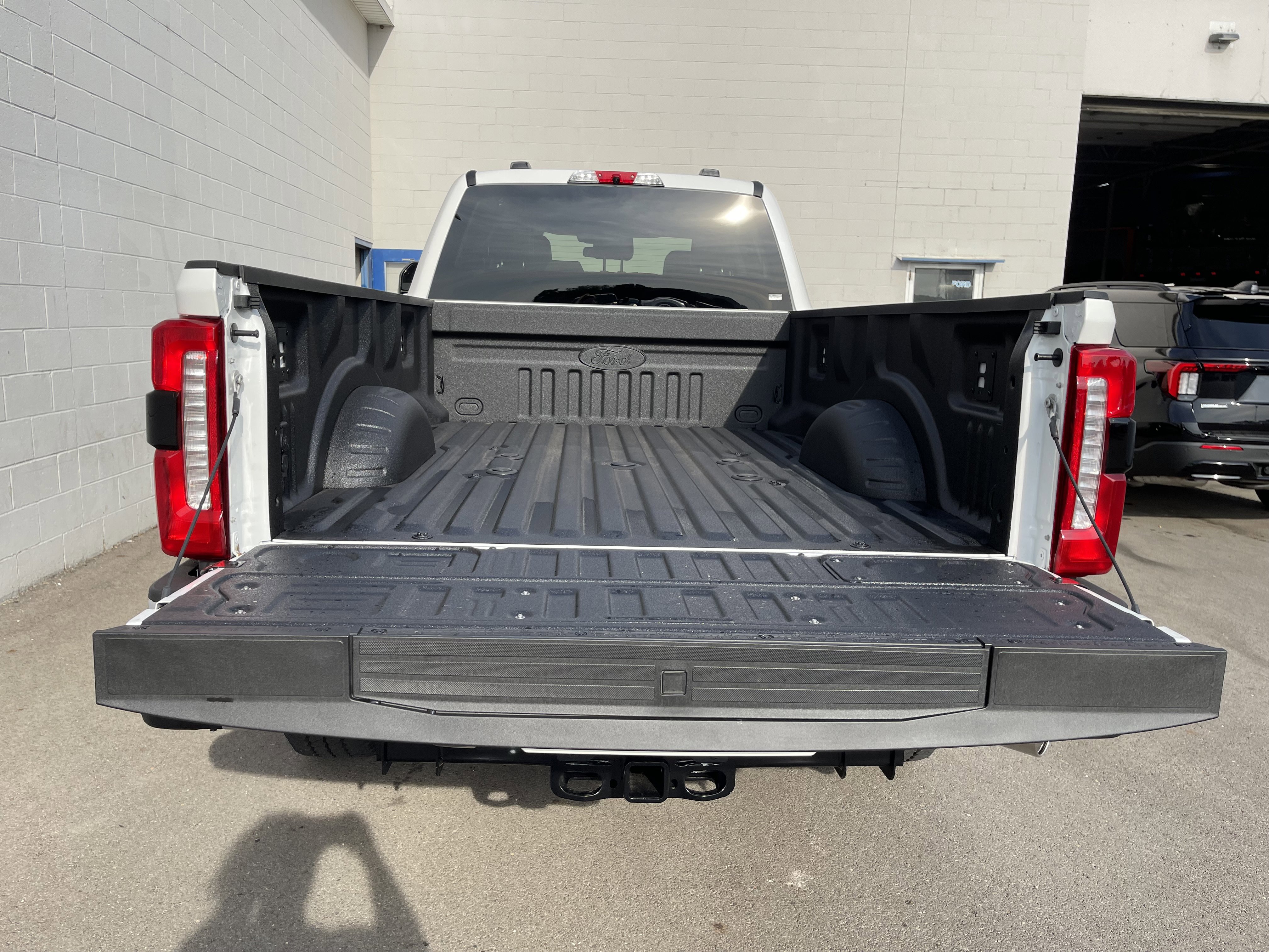 New 2026 Ford F350 Lariat image 24