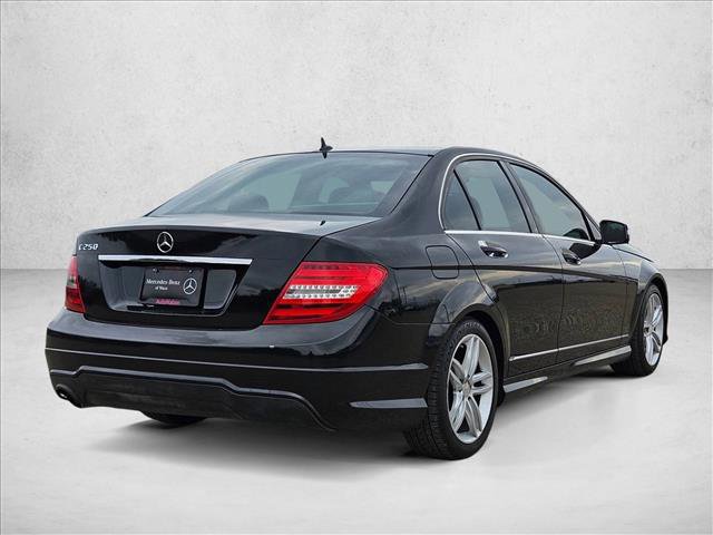 Used 2014 Mercedes-Benz C 250 Sedan image 5