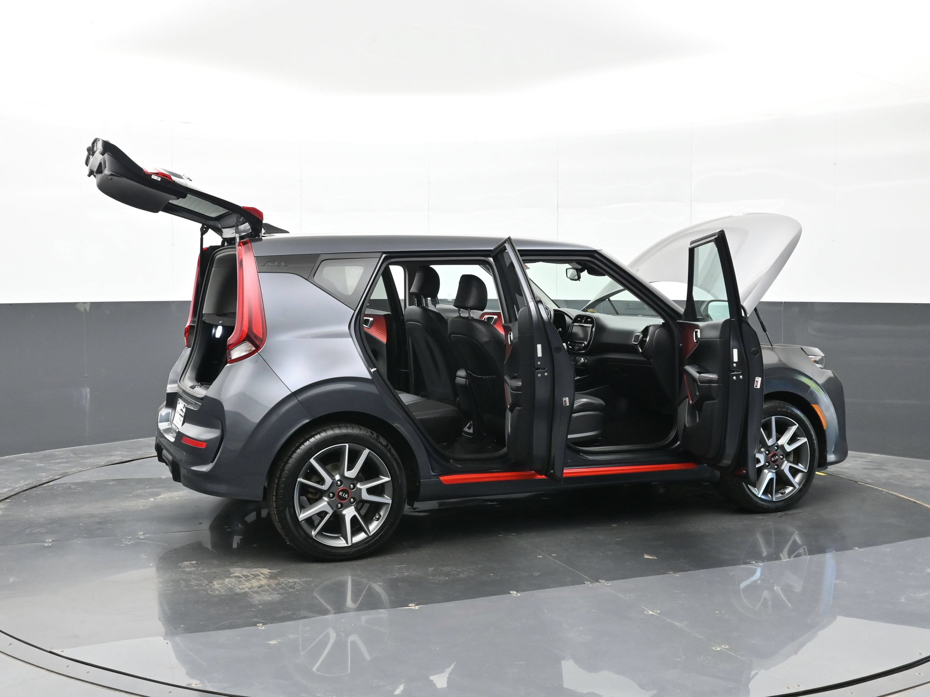 Used 2020 Kia Soul GT-Line Turbo FWD image 47