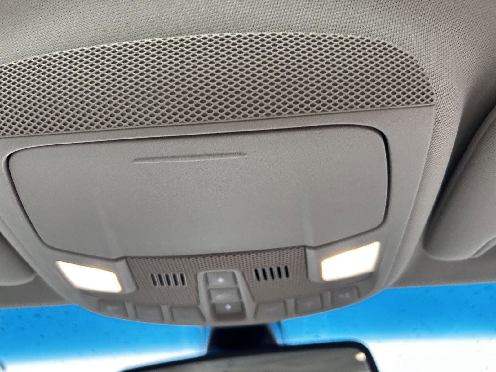 Used 2019 Lincoln MKZ Reserve w/ Luxury Package image 28