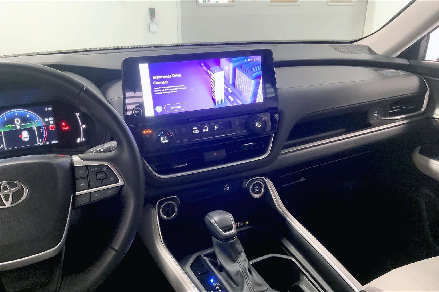 Used 2025 Toyota Grand Highlander AWD image 13