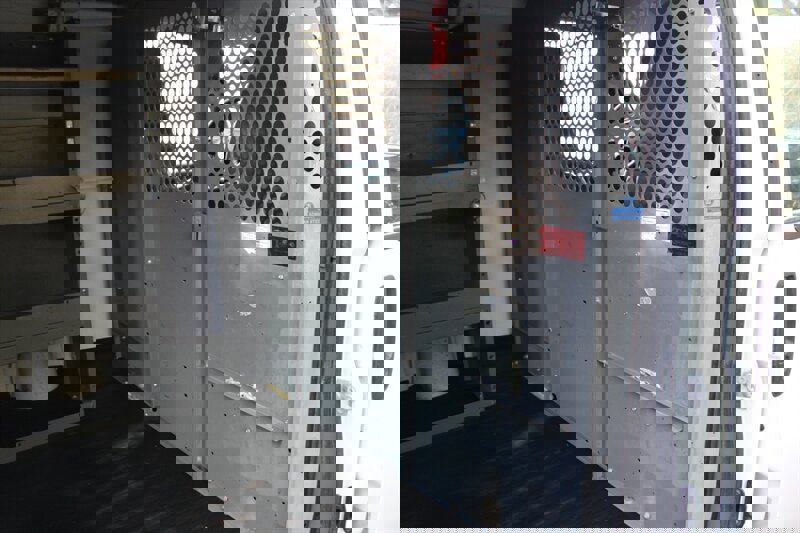 Used 2007 Chevrolet Express 1500 AWD image 15