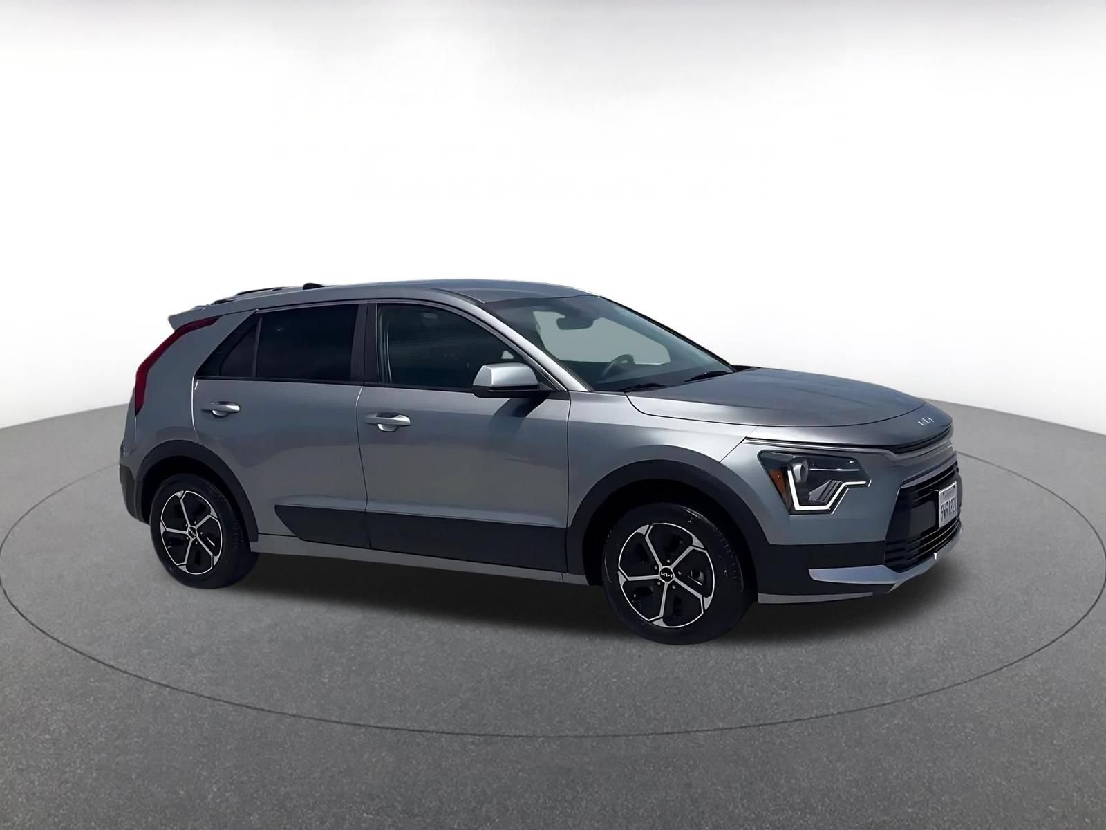 Used 2026 Kia Niro LX FWD video 2