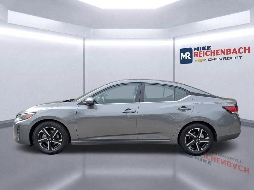 Used 2024 Nissan Sentra SV image 7