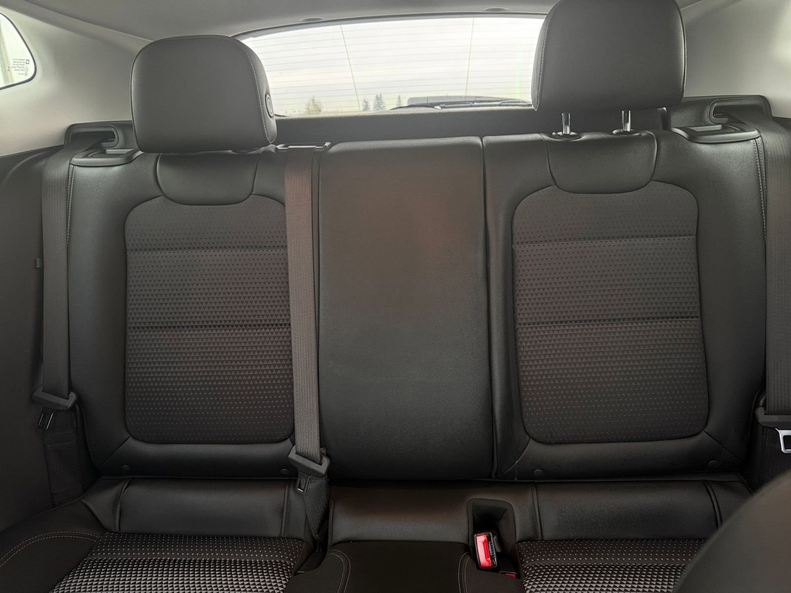 Used 2025 Chevrolet Trax LT image 38