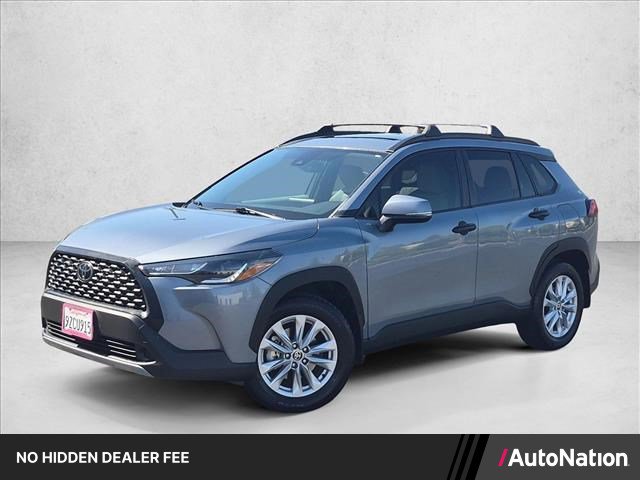 Used 2022 Toyota Corolla Cross LE w/ Moonroof Package