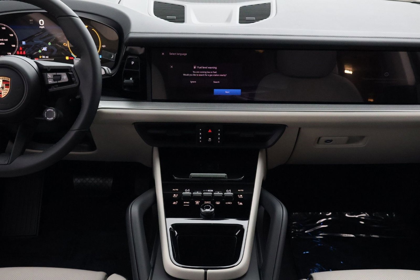 New 2026 Porsche Cayenne image 21