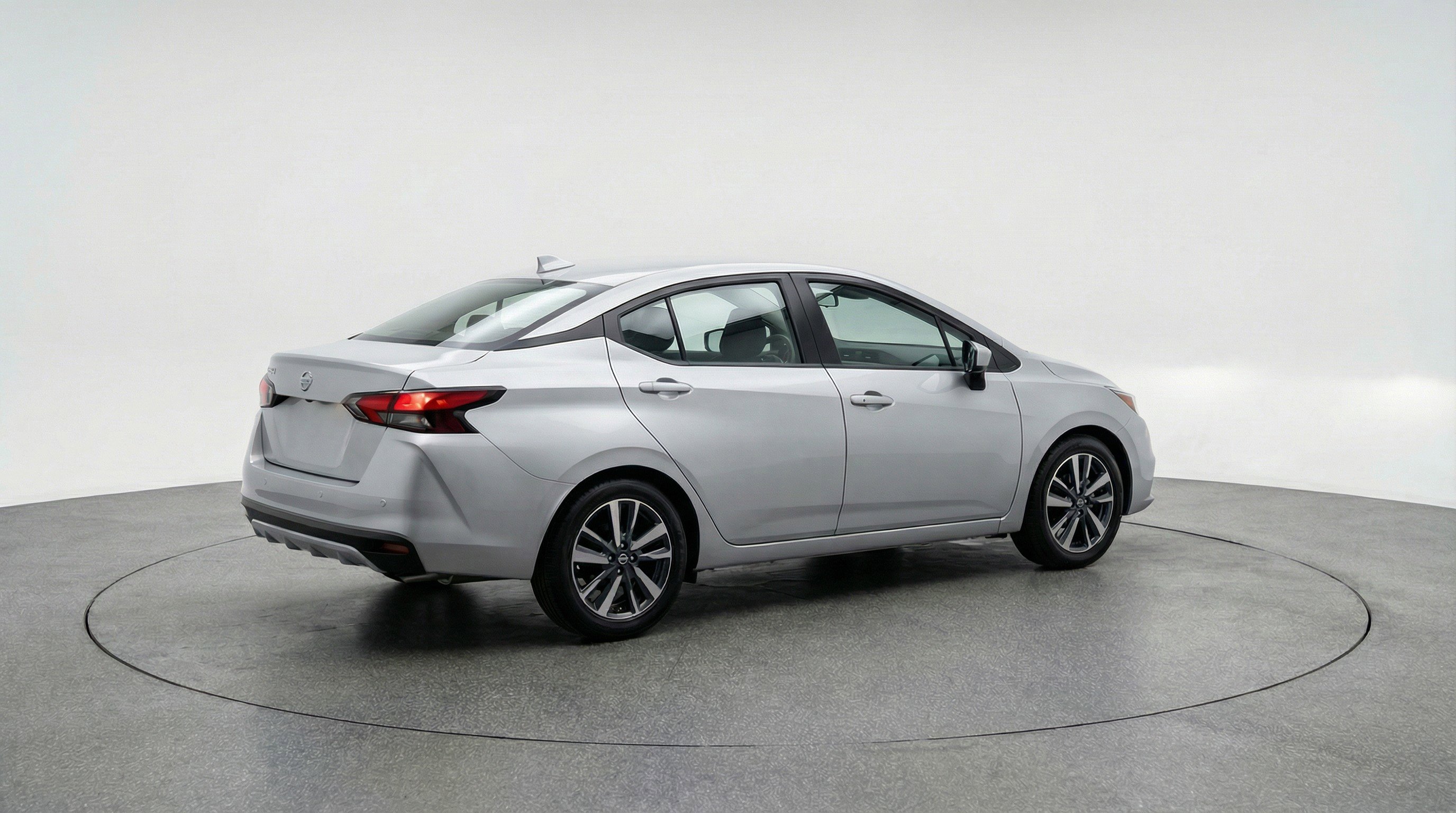 Used 2025 Nissan Versa SV FWD image 9