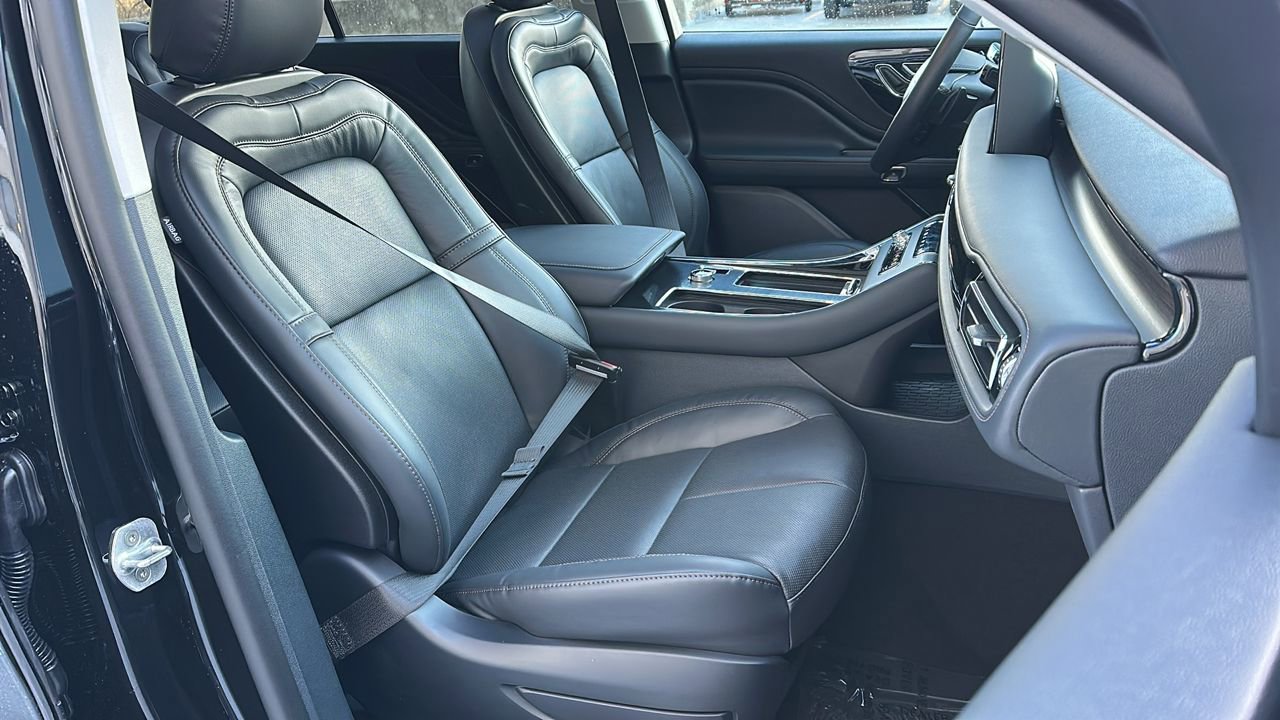 New 2026 Lincoln Aviator Reserve w/ Illumination Package image 9