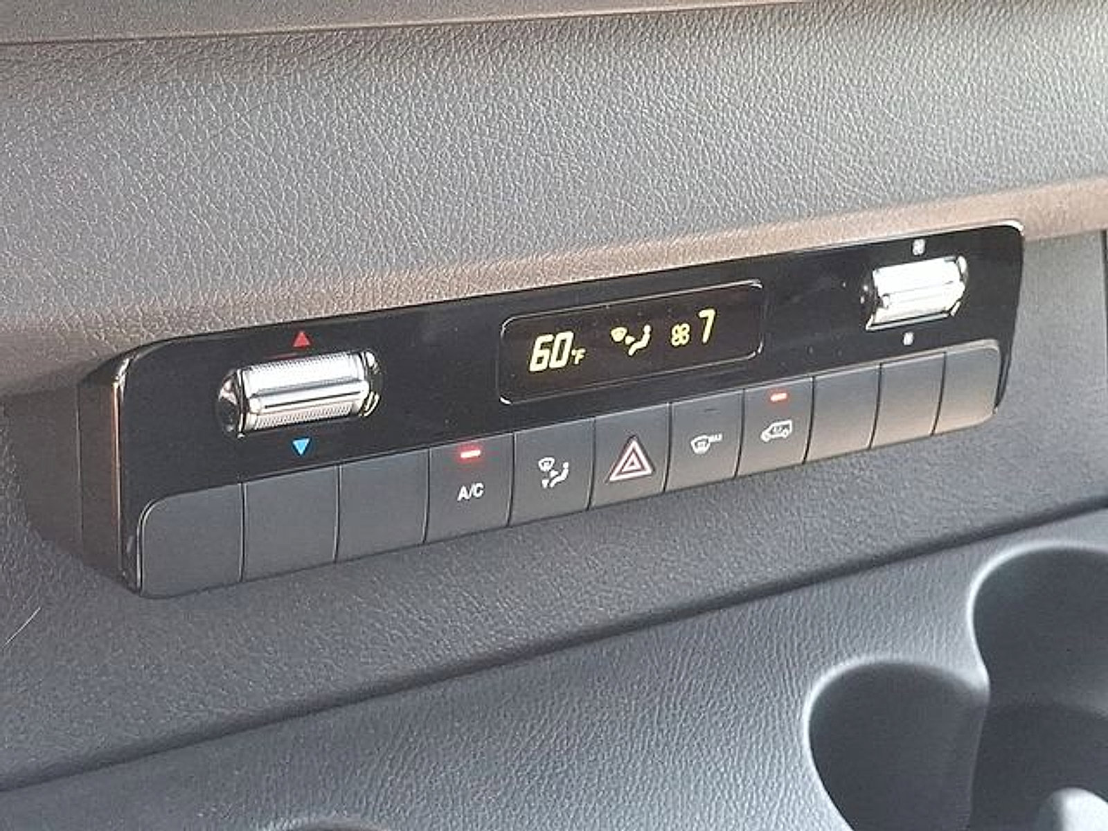 Used 2025 Mercedes-Benz Sprinter 2500 image 15
