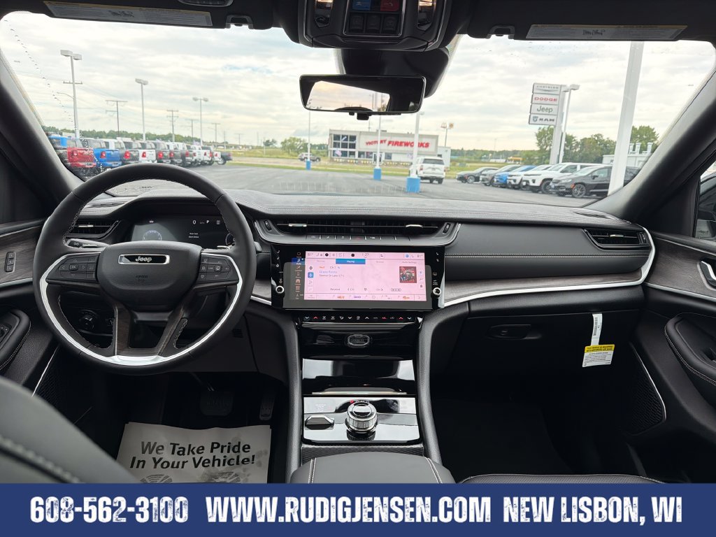 New 2027 Jeep Grand Cherokee L Limited AWD/4WD image 12