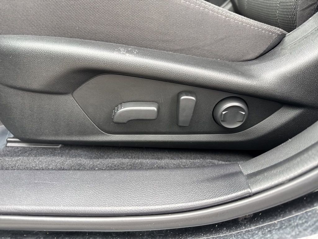 Used 2024 Subaru Crosstrek 2.0i Premium image 10