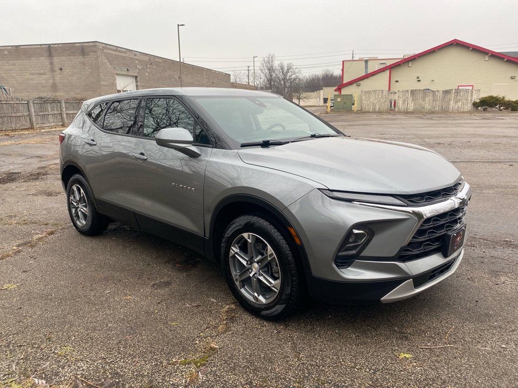 Used 2023 Chevrolet Blazer LT w/ Driver Confidence Package image 7