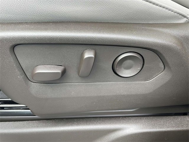 Certified 2024 Chevrolet Tahoe Z71 w/ Luxury Package image 16