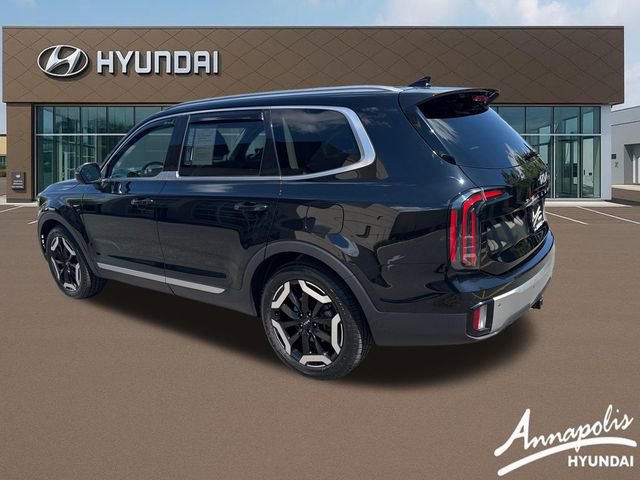 Used 2023 Kia Telluride EX FWD image 3