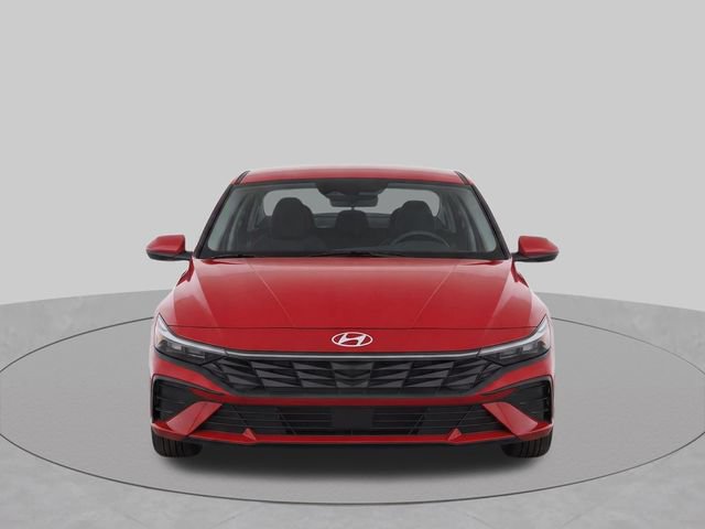 Used 2024 Hyundai Elantra SE FWD image 5